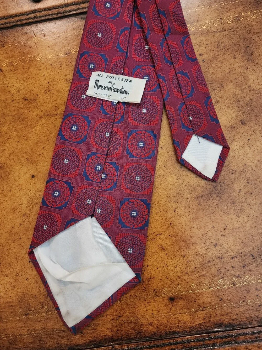 Vintage 60s 70s Monsieur Cravatieur Clip On Tie Burgundy Geometric Mod